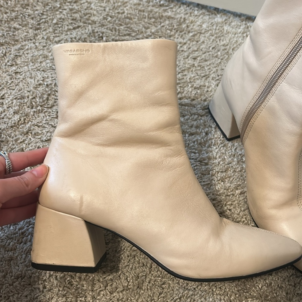 Vagabond Cream Leather Booties size 38 (7.5) - Picture 2 of 7